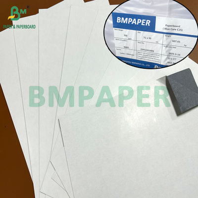 310 Gramm doppelseitig beschichtetes schwarzes Spielpapier aus Karton A4