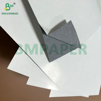 310 Gramm doppelseitig beschichtetes schwarzes Spielpapier aus Karton A4