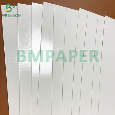 Hohe Steifigkeit 275 gm + 15 g PE beschichtetes Tiefkühlwarenverpackungspapier 635 x 902 mm