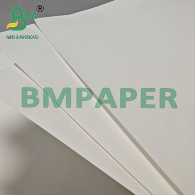 60g/m² fettbeständiges, lebensmittelechtes weißes Kraftpapier für Bäckertüten 12" x 1000 ft