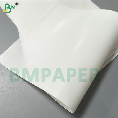 Weißes und metallisiertes Etikettenpapier für Getränke in Flaschen