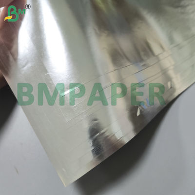 Weißes und metallisiertes Etikettenpapier für Getränke in Flaschen