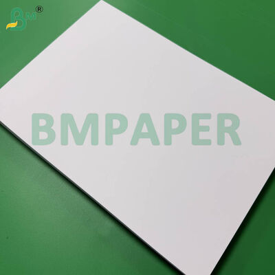 230 gm Bristol-Belagungsfreies Papier für die Druckkarte 787 mm X 1092 mm