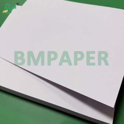 230 gm Bristol-Belagungsfreies Papier für die Druckkarte 787 mm X 1092 mm